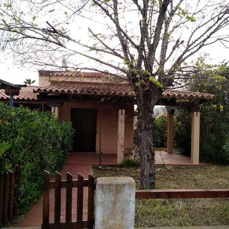 Monolocale San Teodoro Apartment Luaran gambar